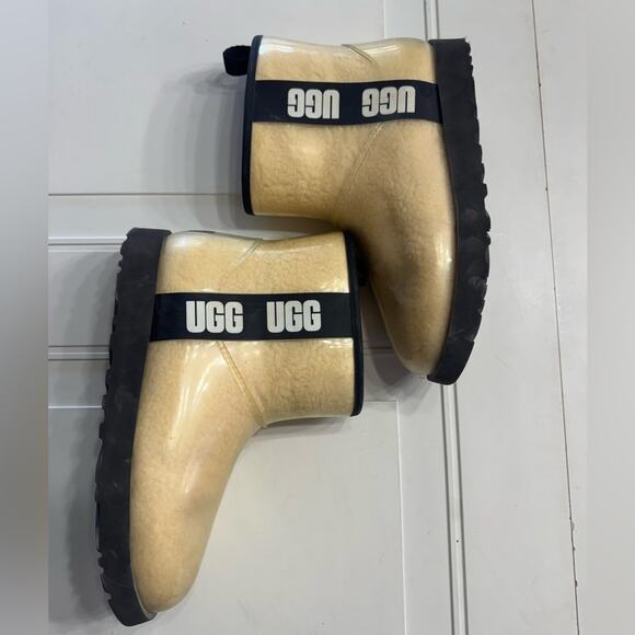 UGG Classic Clear Mini Boot Sherpa Warm Logo Size 9 - Picture 5 of 8